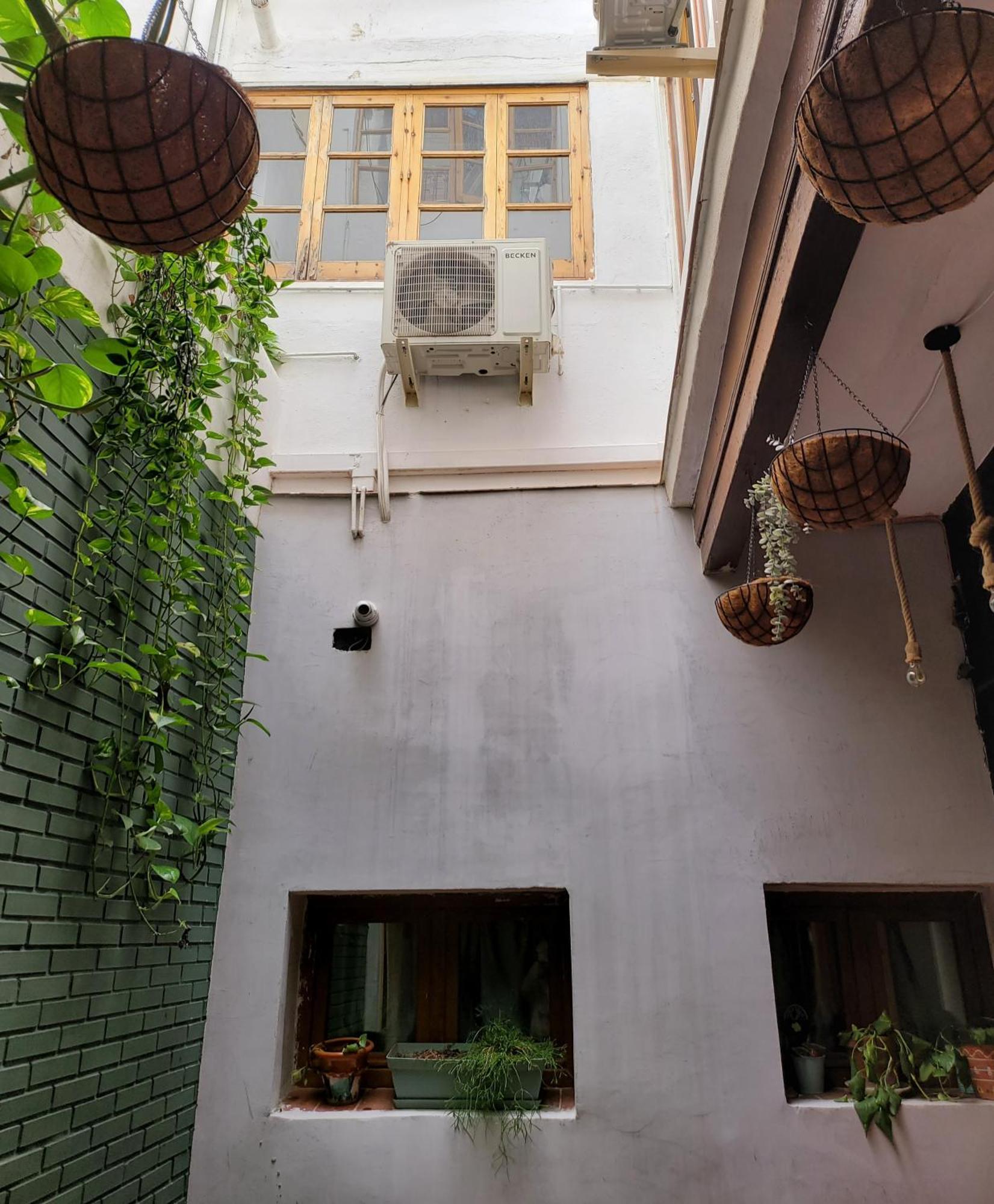 Bbtk Malaga Hostel Exterior photo